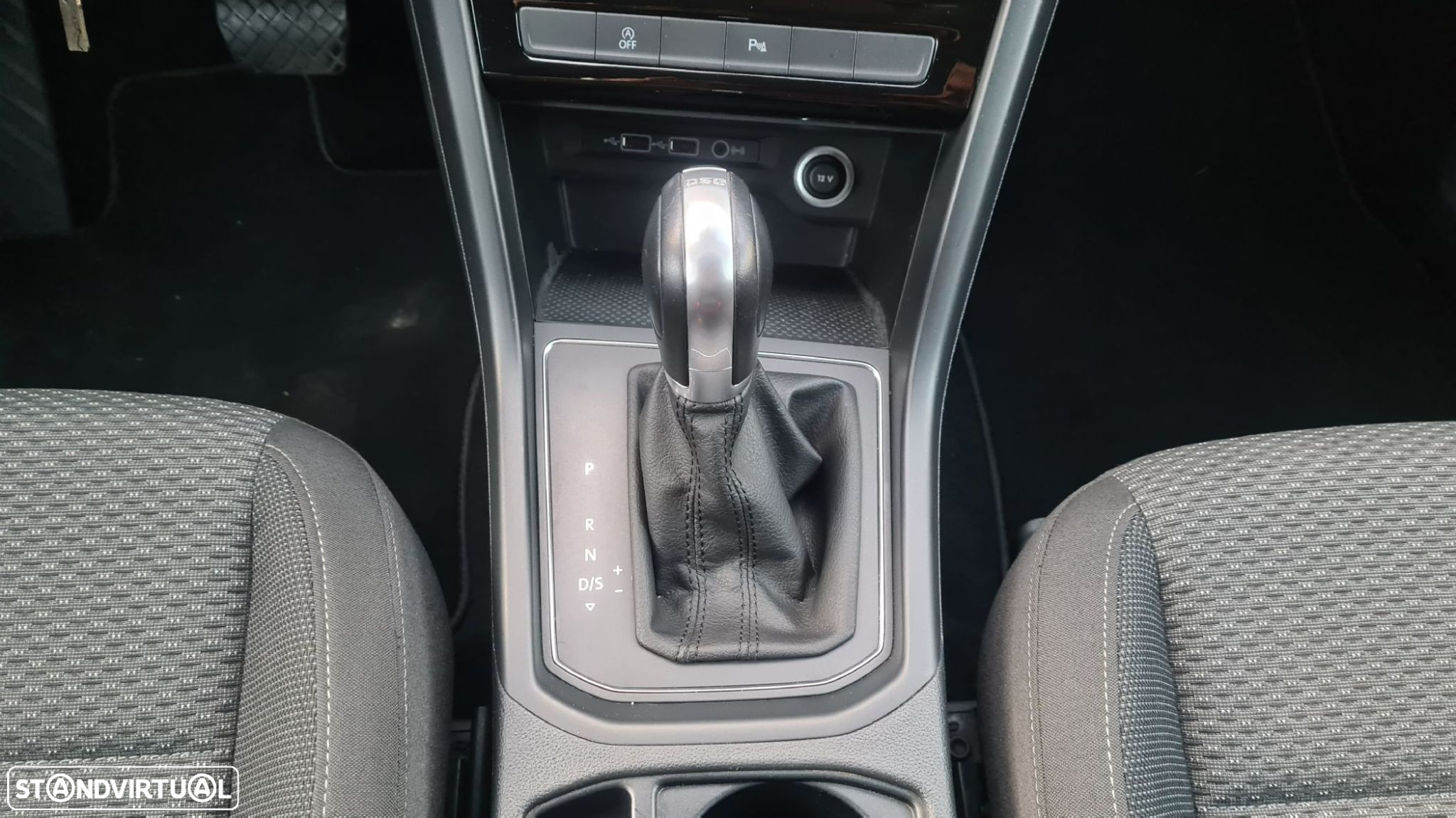 VW Touran 1.6 TDI Confortline DSG - 35