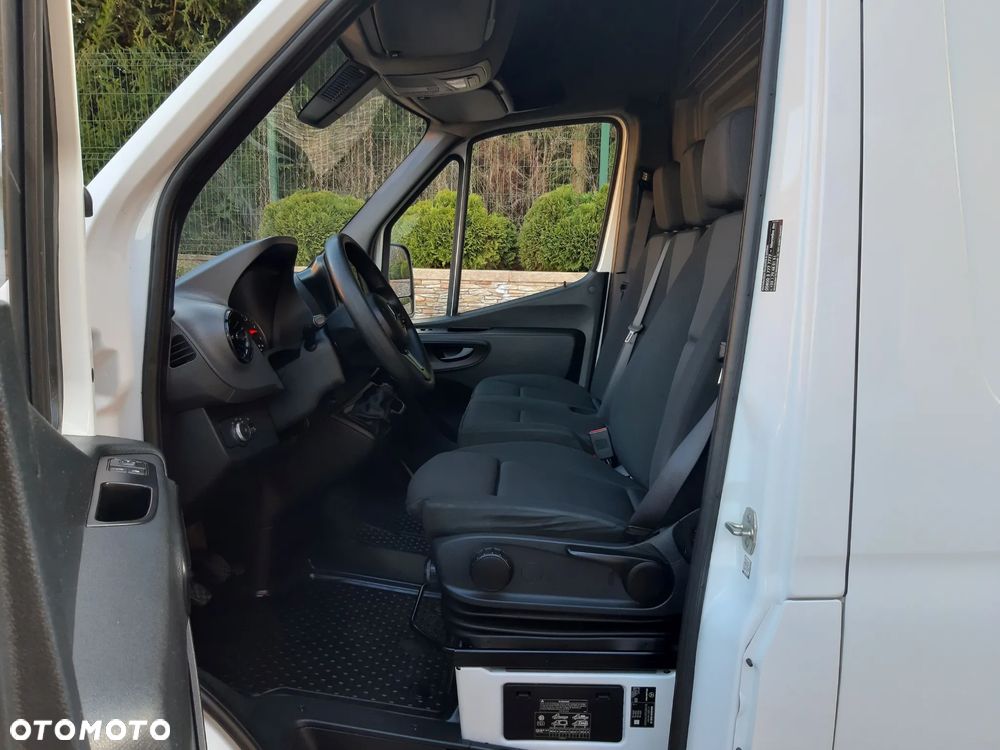Mercedes-Benz Sprinter 317 CDI - 11