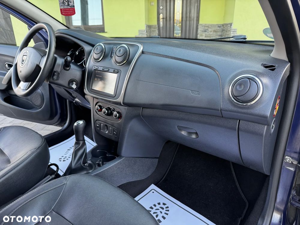 Dacia Sandero 1.2 16V 75 Laureate - 29