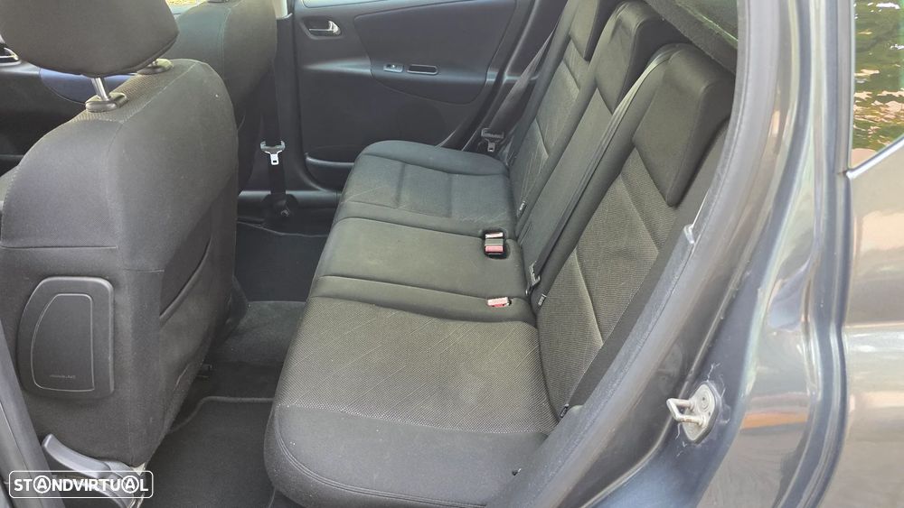 Peugeot 207 SW 1.4 SE Sportium - 6