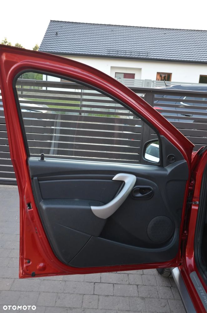 Dacia Sandero 1.6 MPI Stepway - 9