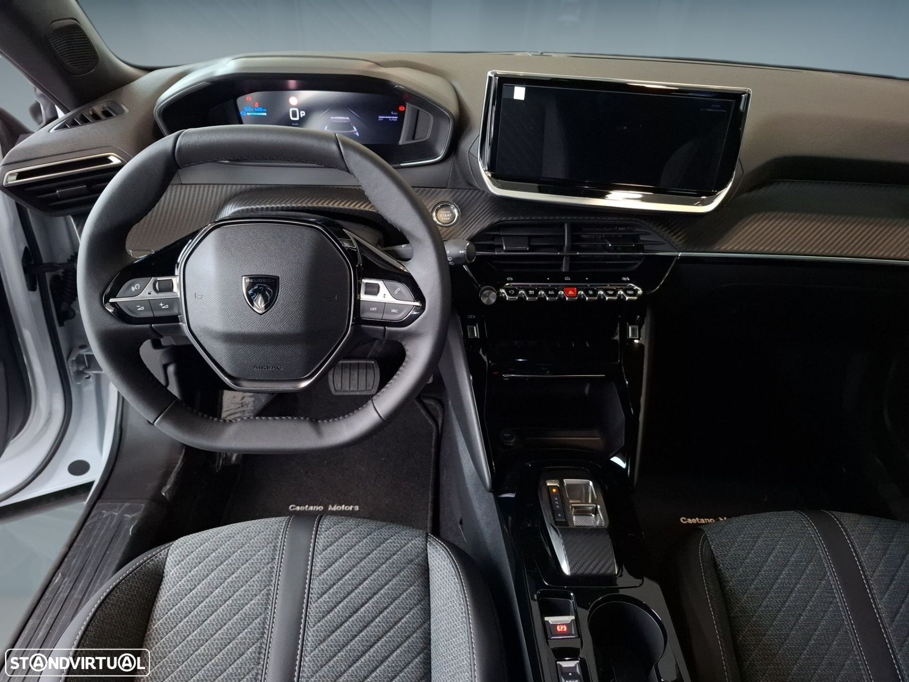 Peugeot e-2008 54 kWh Allure - 13
