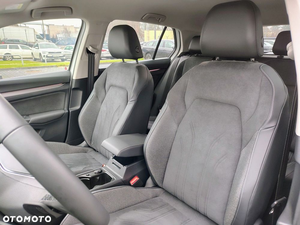 Volkswagen Golf - 15