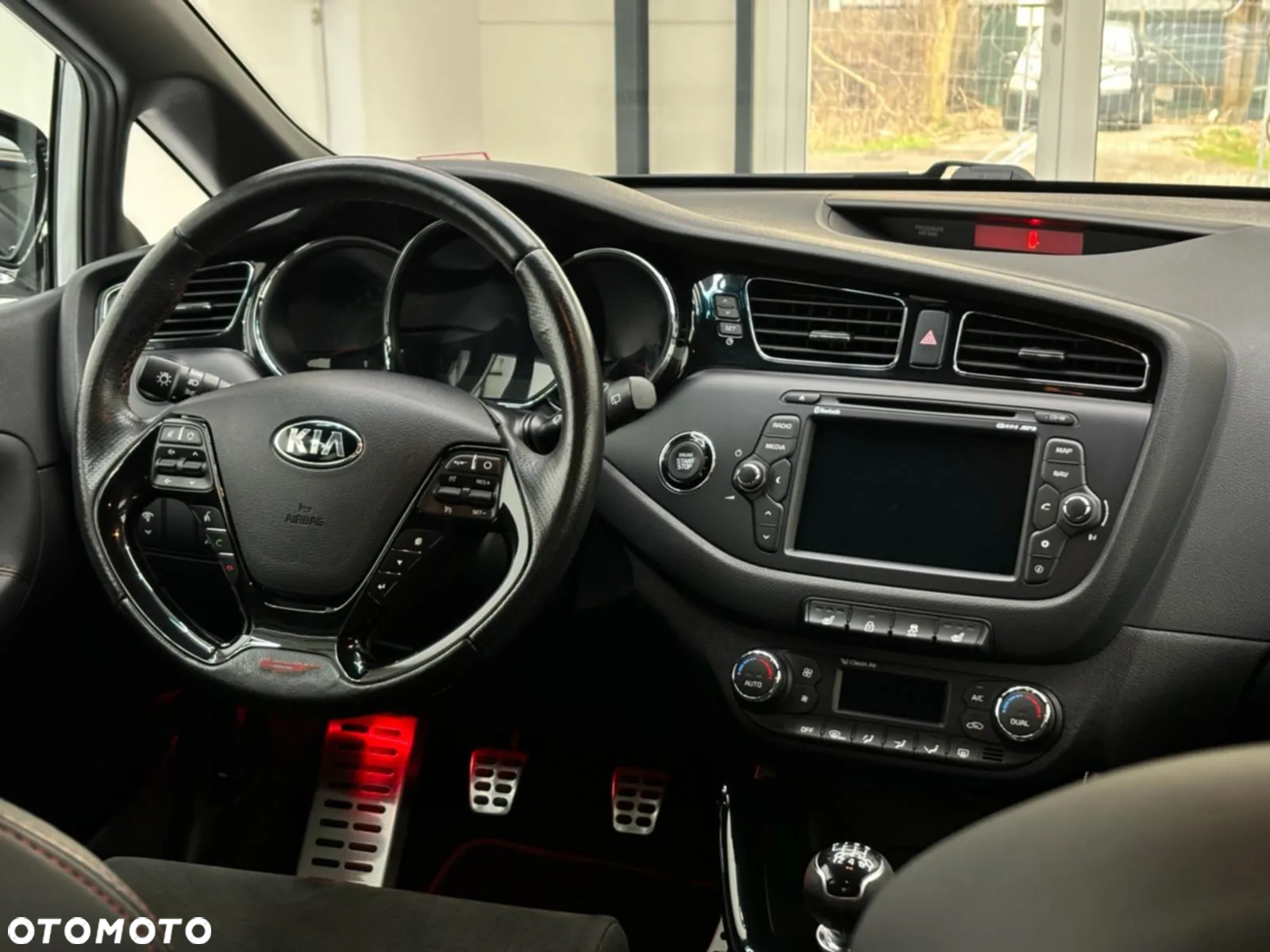 Kia Ceed - 7