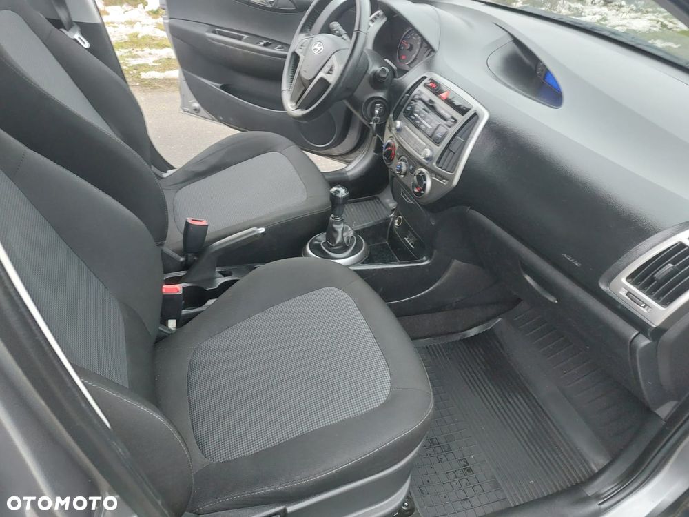 Hyundai i20 1.25 Classic - 11