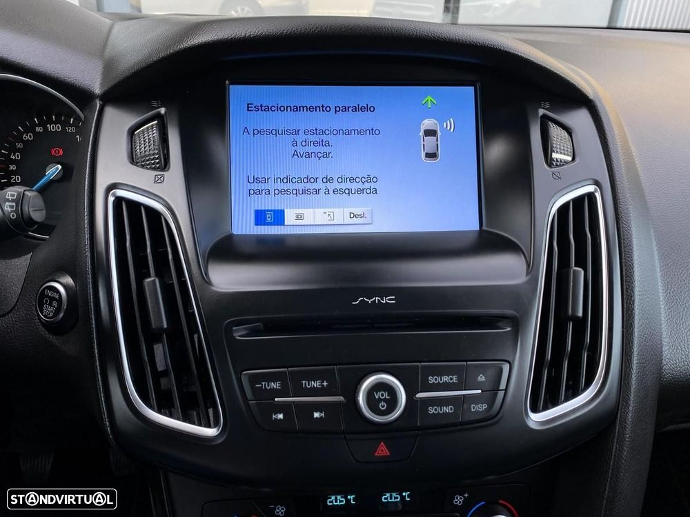 Ford Focus SW 1.5 TDCi Titanium - 26