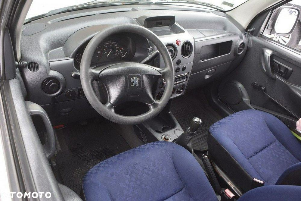 Peugeot Partner - 11