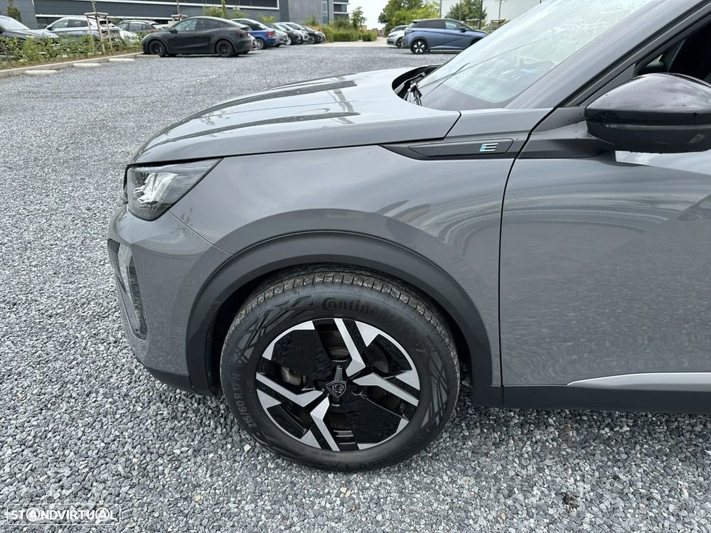 Peugeot e-2008 Allure - 3