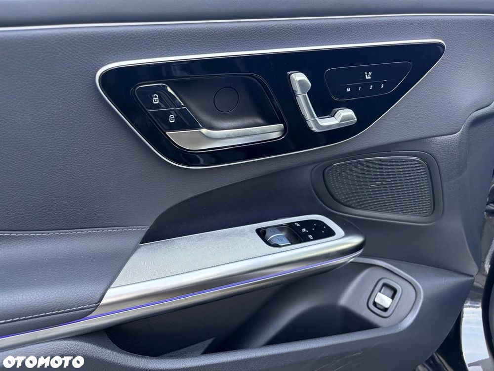 Mercedes-Benz CLE 200 mHEV 4-Matic AMG Line - 12