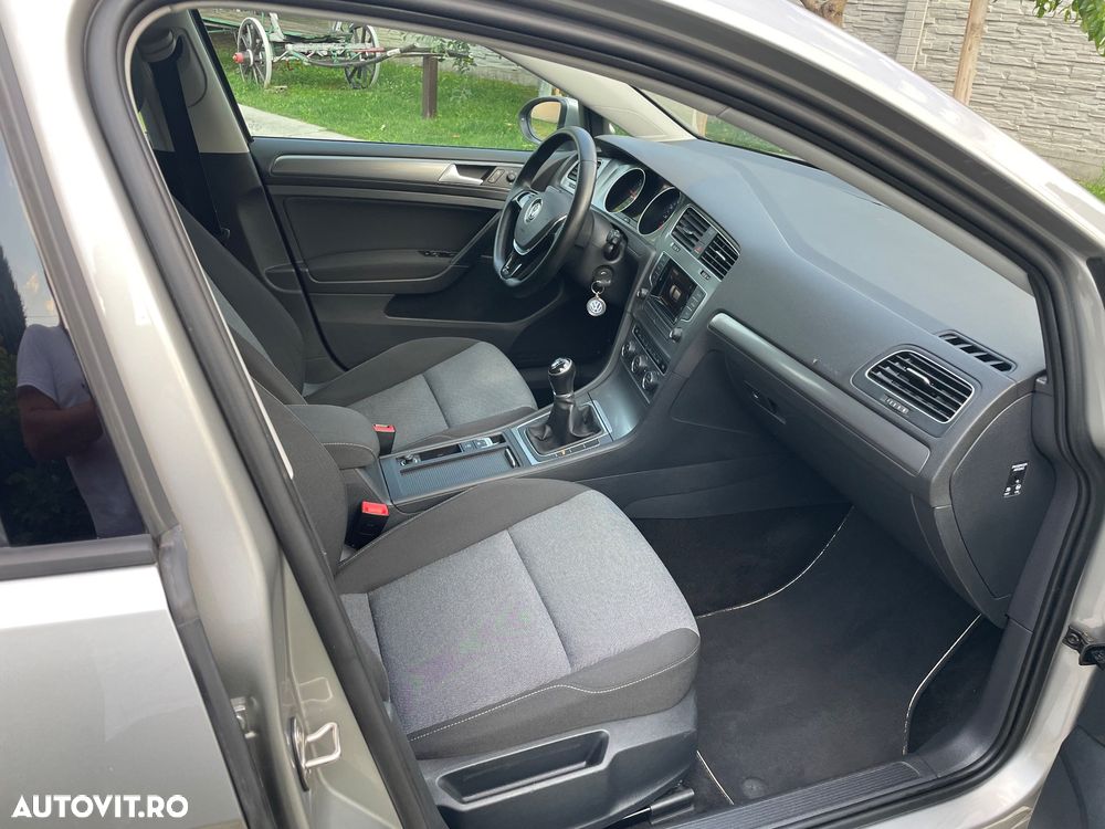 Volkswagen Golf - 14