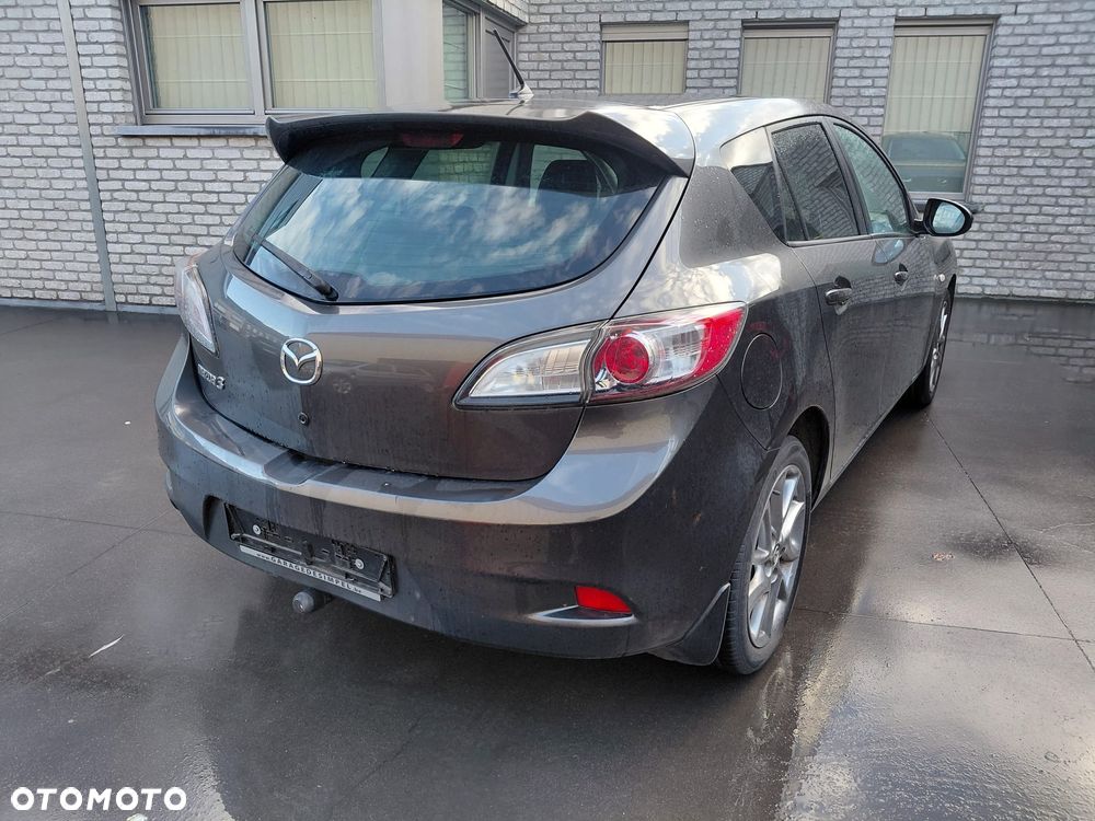 Mazda 3 - 6
