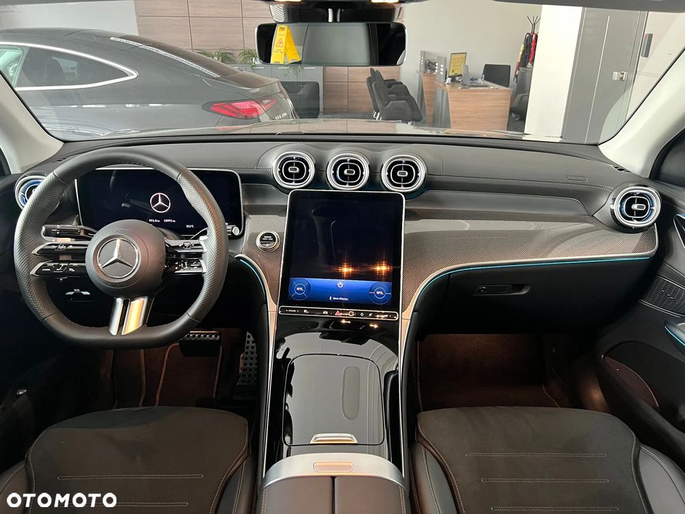 Mercedes-Benz GLC - 14