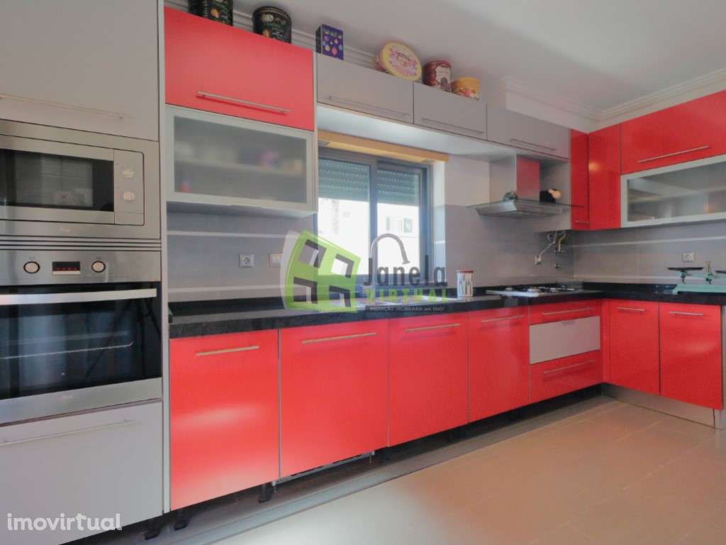 Moradia T3 com Garagem - Choilo, Azeitão - Grande imagem: 4/30