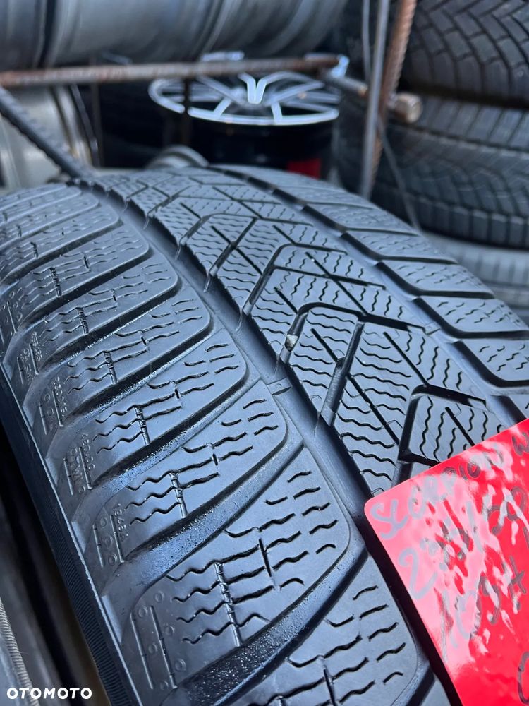 235 50 19 Pirelli Scorpion Winter 103 H XL 2szt opony zimowe - 2
