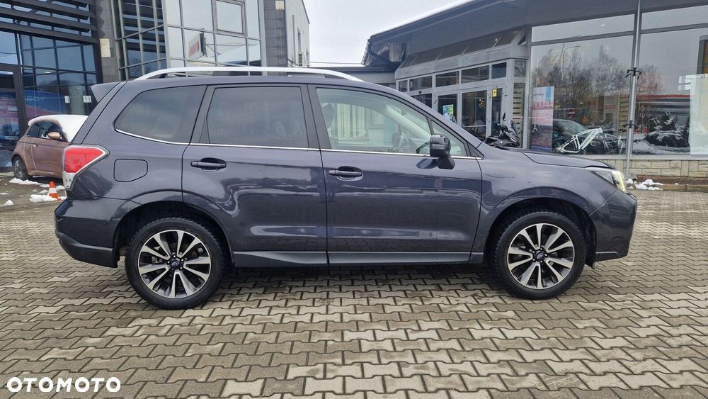 Subaru Forester 2.0XT Platinum Lineartronic EU6 - 4