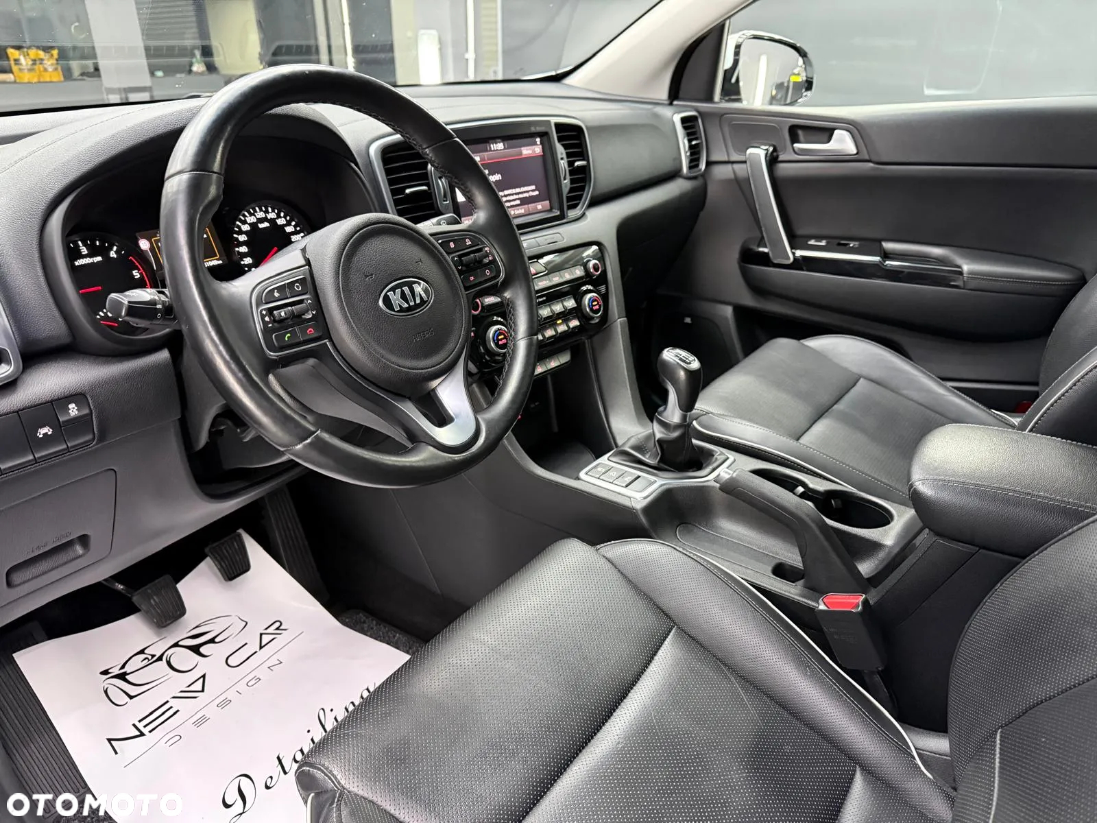 Kia Sportage 1.7 CRDI Business Line L 2WD - 27