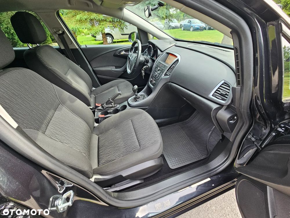 Opel Astra - 11