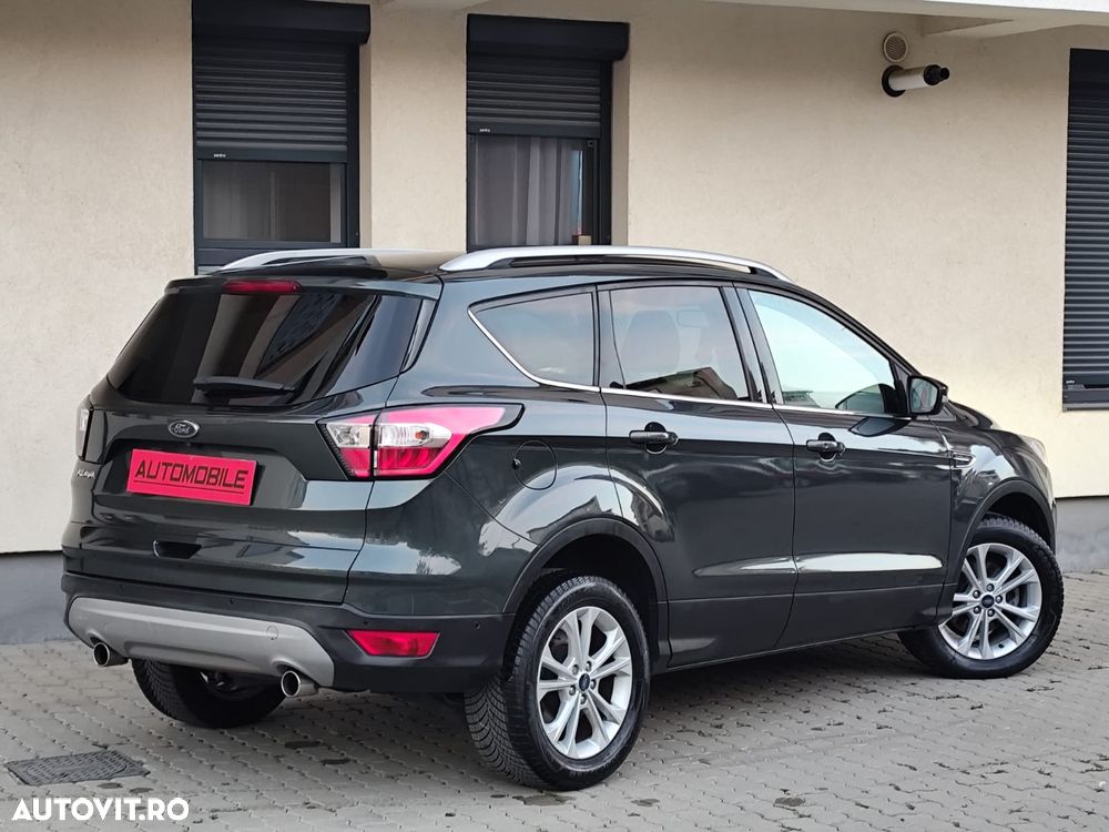 Ford Kuga - 3