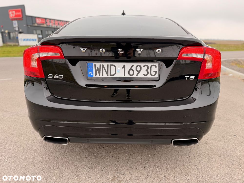 Volvo S60 2016 photo 3