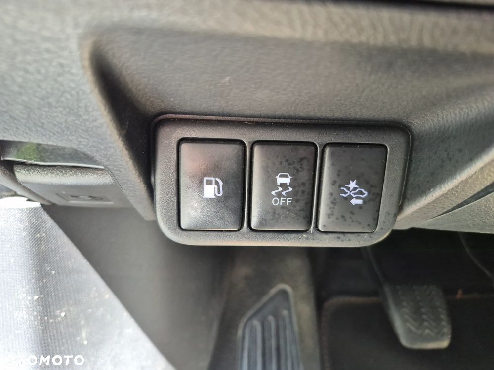 Toyota Avensis 1.8 Business Edition - 24