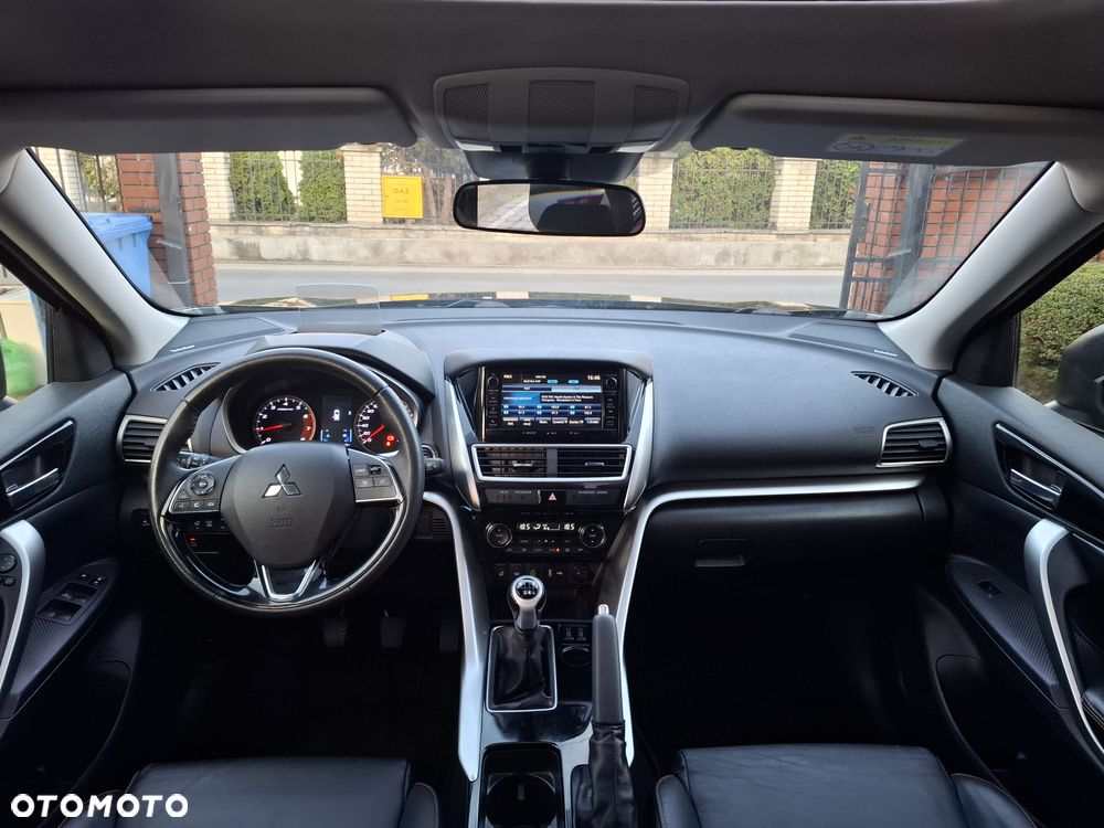 Mitsubishi Eclipse Cross 1.5 T GPF Invite Plus - 19