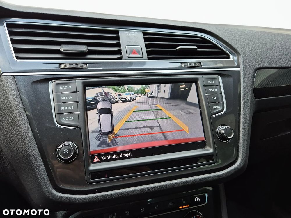 Volkswagen Tiguan 2.0 TDI SCR 4MOTION (BlueMotion Techn.) DSG Highline - 17