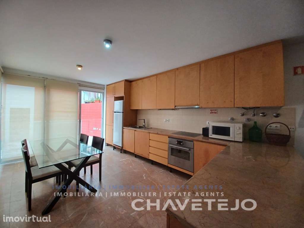 Moradia mobilada e equipada com pátios em pleno centro histórico de... - Grande imagem: 5/15