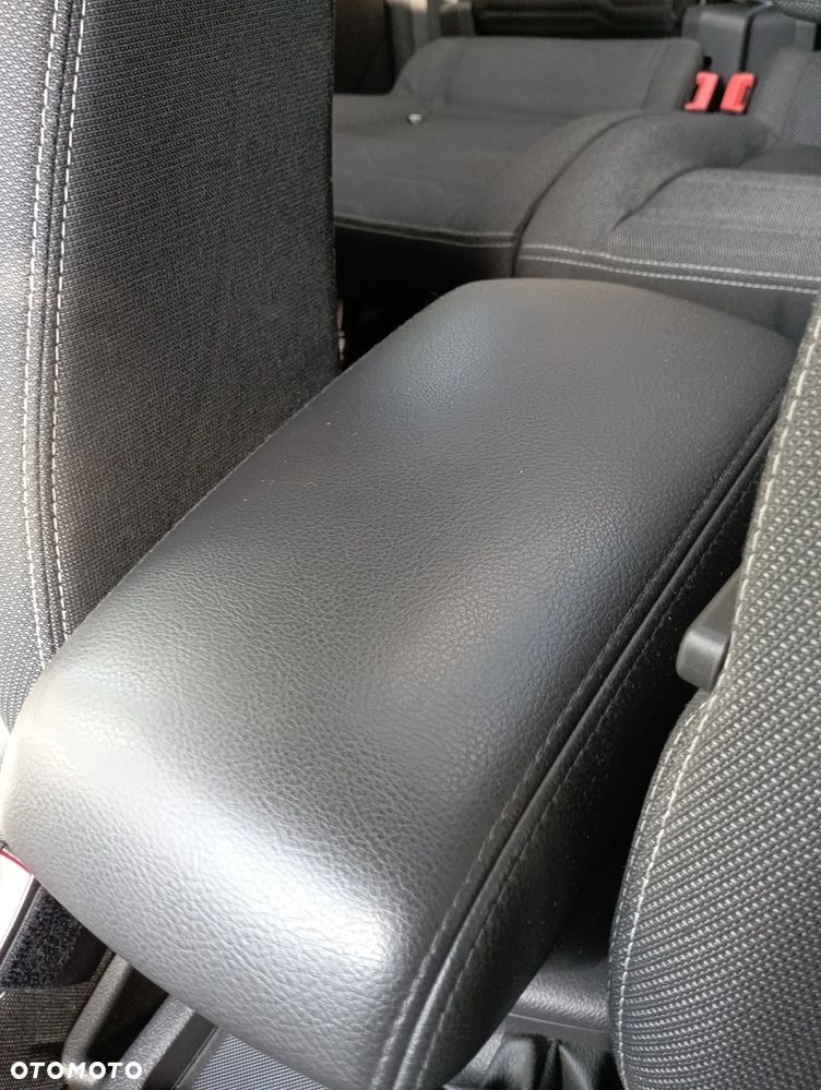 Ford Tourneo Connect Grand - 15