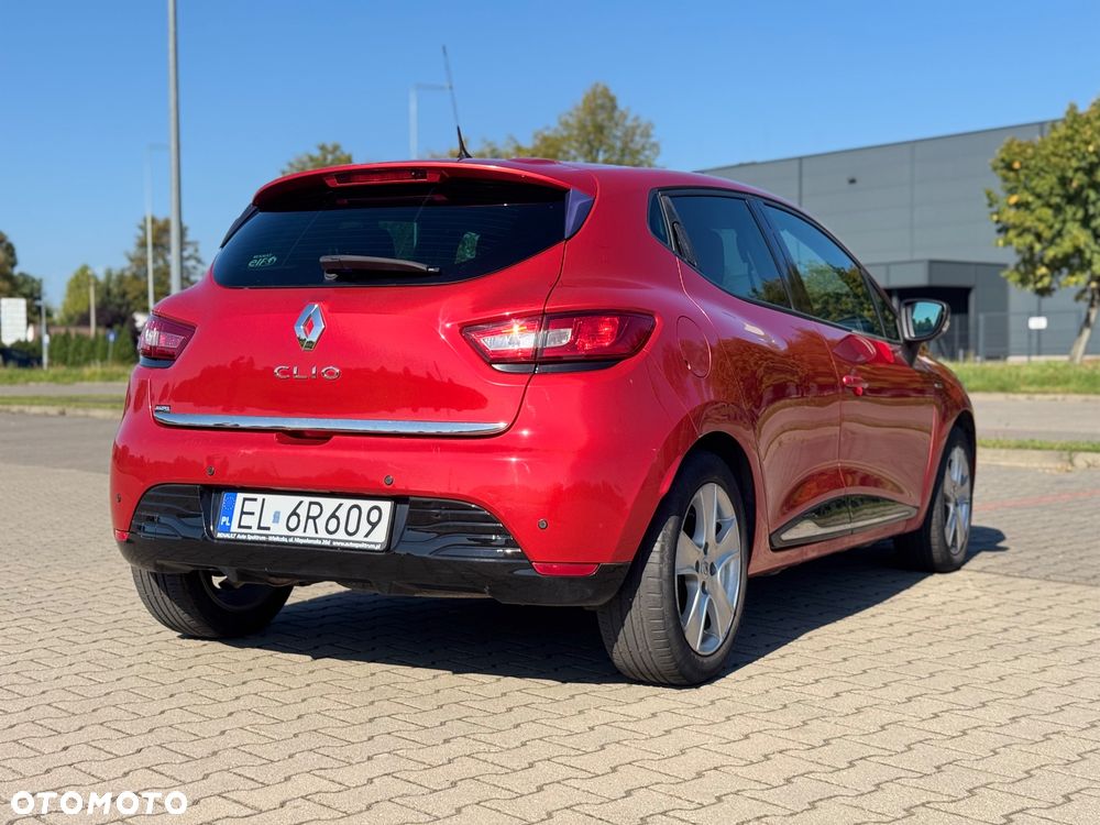 Renault Clio 1.2 16V Limited - 14