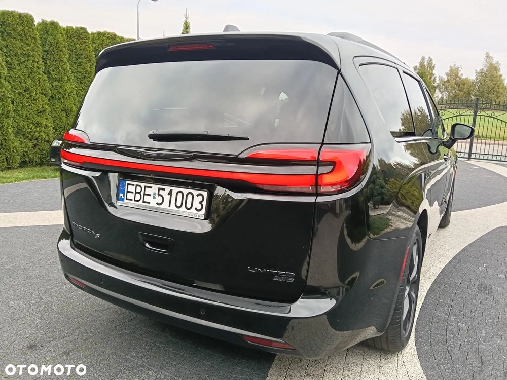 Chrysler Pacifica - 13