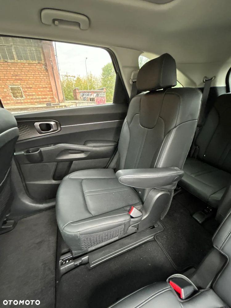 Kia Sorento - 22