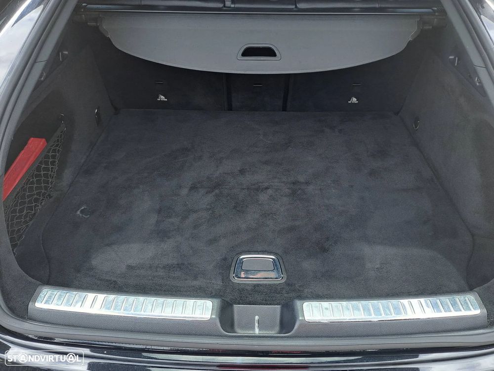 Mercedes-Benz GLC 220 d 4Matic 9G-TRONIC AMG Line - 48
