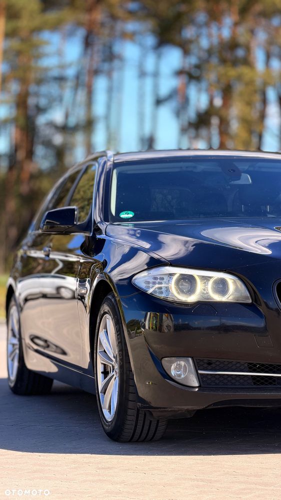 BMW Seria 5 520d Luxury Line - 33