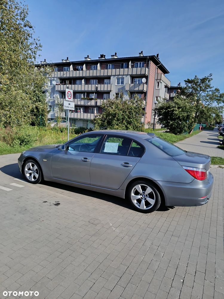 BMW Seria 5 525i - 3