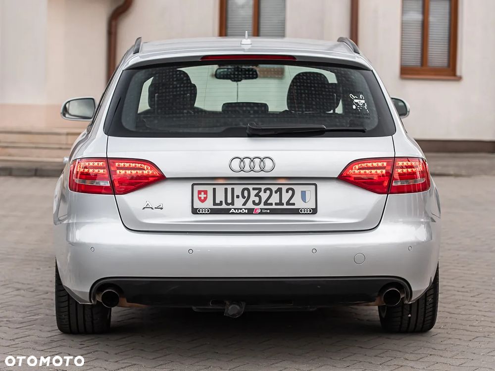 Audi A4 Avant - 8