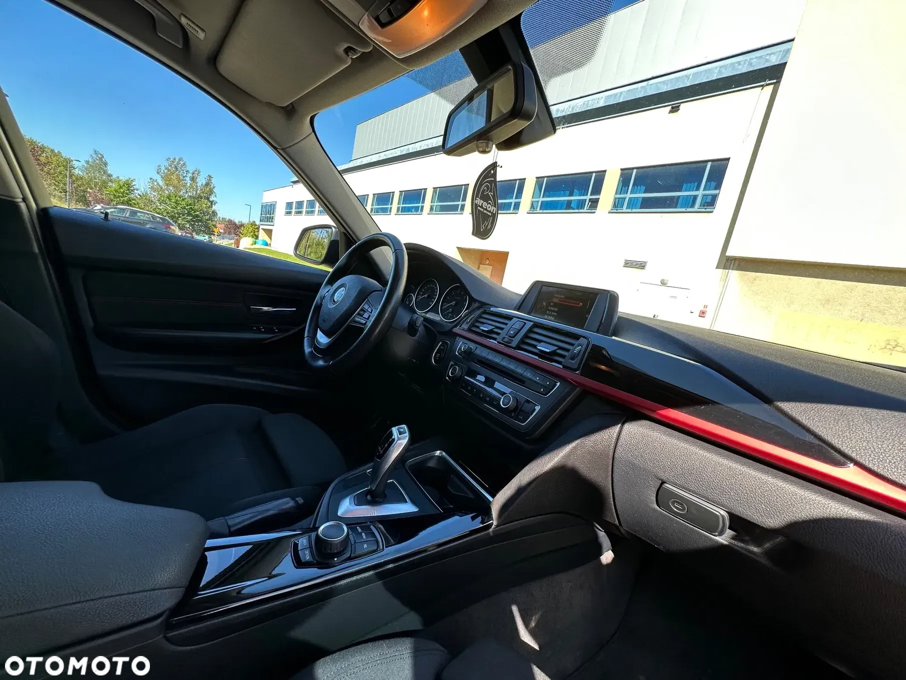 BMW Seria 3 - 25