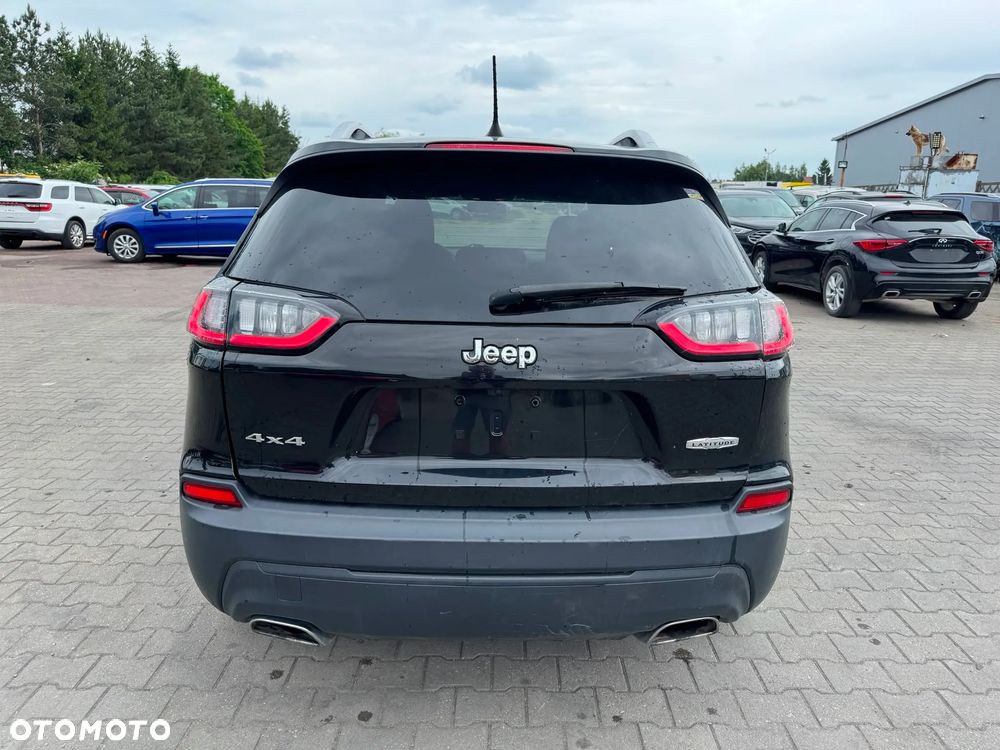 Jeep Cherokee - 6