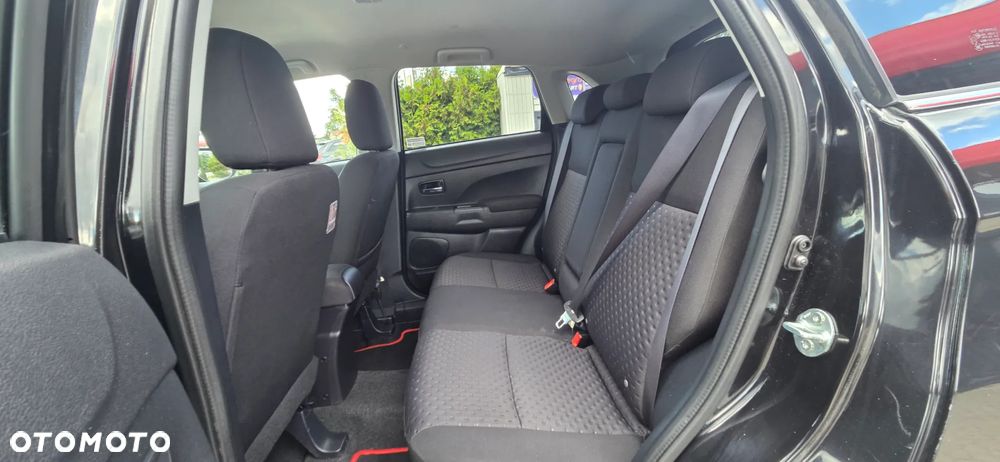 Mitsubishi ASX 1.8 DI-D 2WD Instyle - 28