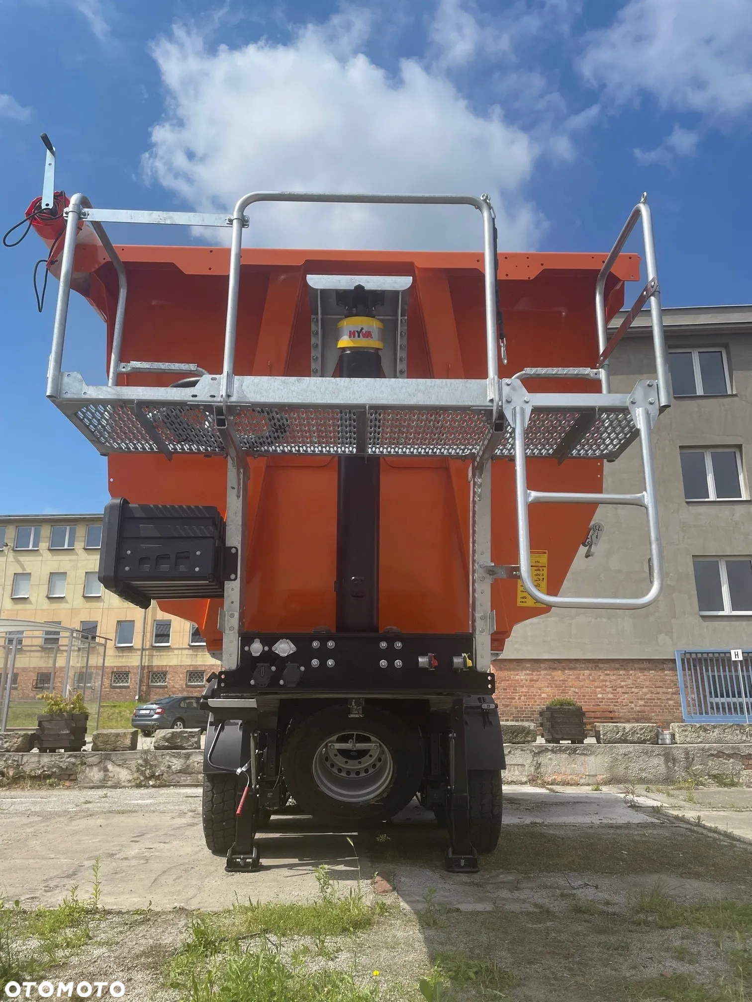 Mega 25 - 32m3 stalowa RYNNA - MEGA FORT - 4