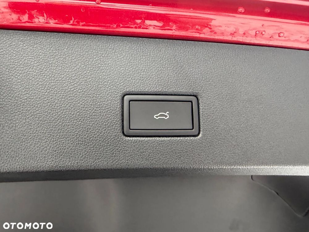 Volkswagen T-Roc 1.5 TSI R-Line Plus - 9