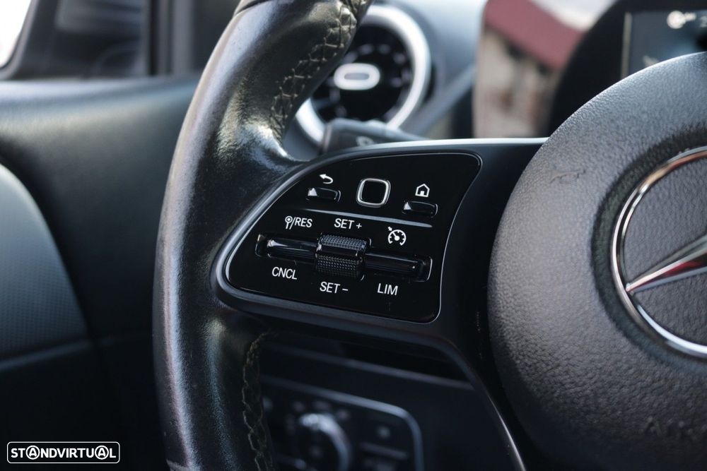 Mercedes-Benz B 180 d Style - 33