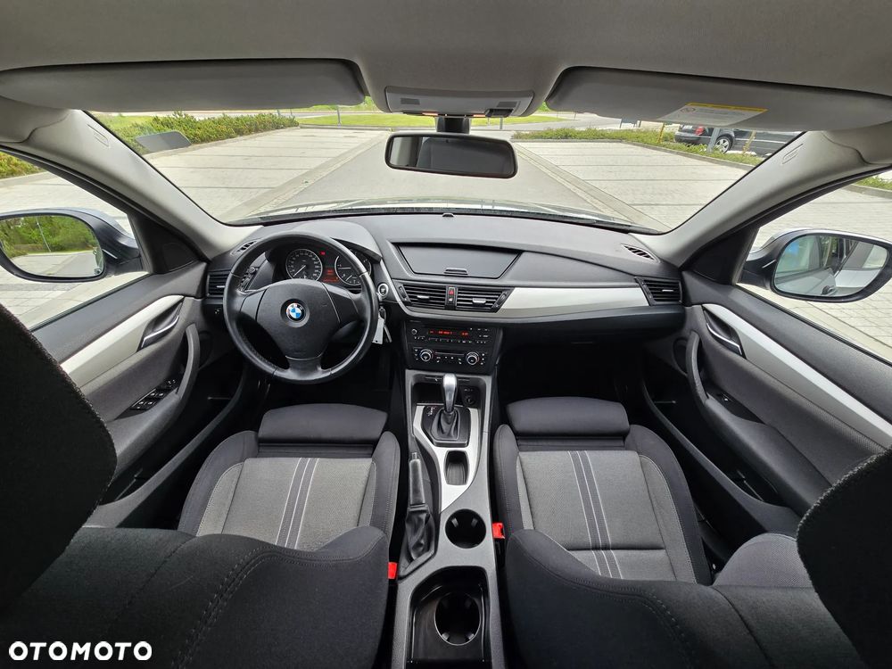 BMW X1 sDrive18d xLine - 9