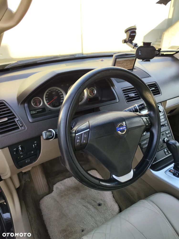 Volvo XC 90 D5 AWD Executive - 21