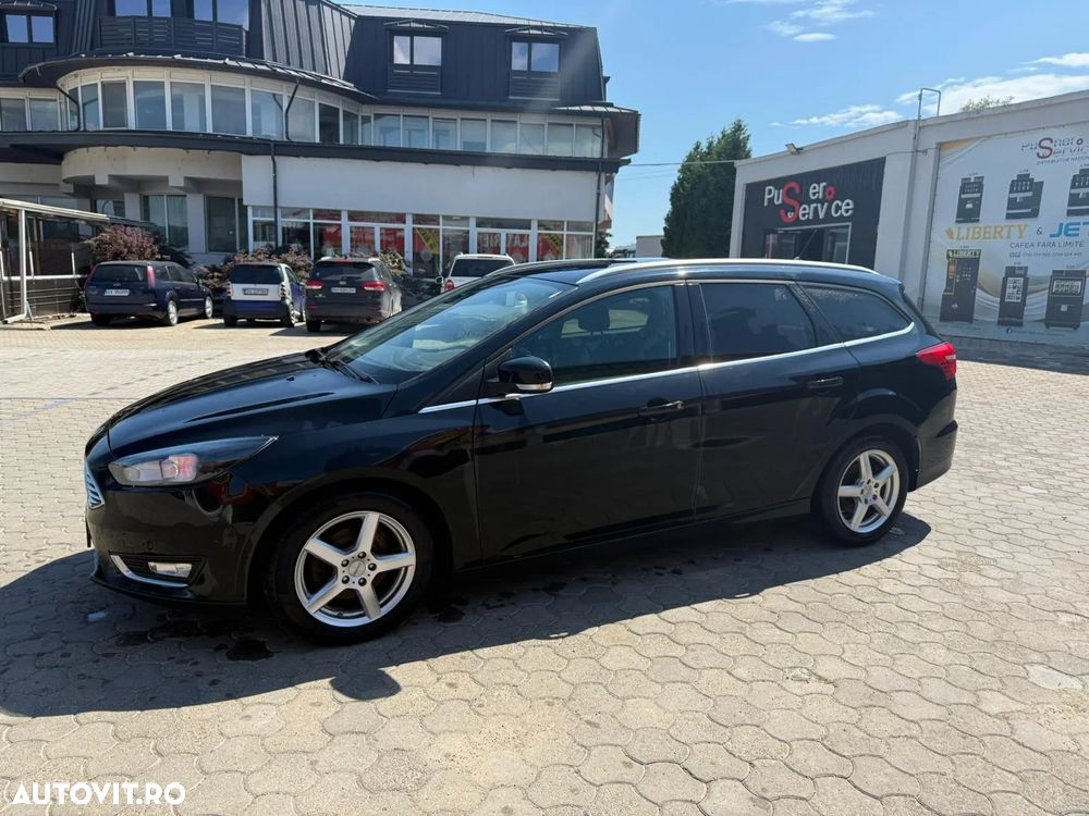 Ford Focus 1.5 EcoBlue Start-Stopp-System TITANIUM - 2