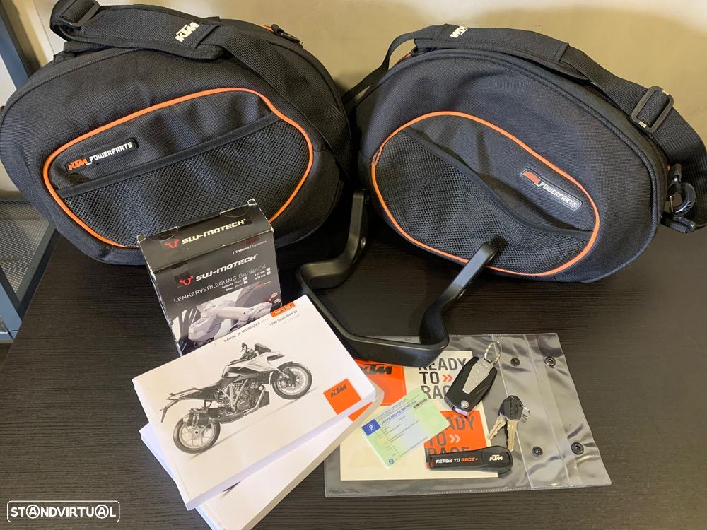KTM Superduke 1290 SuperDuke GT - 12
