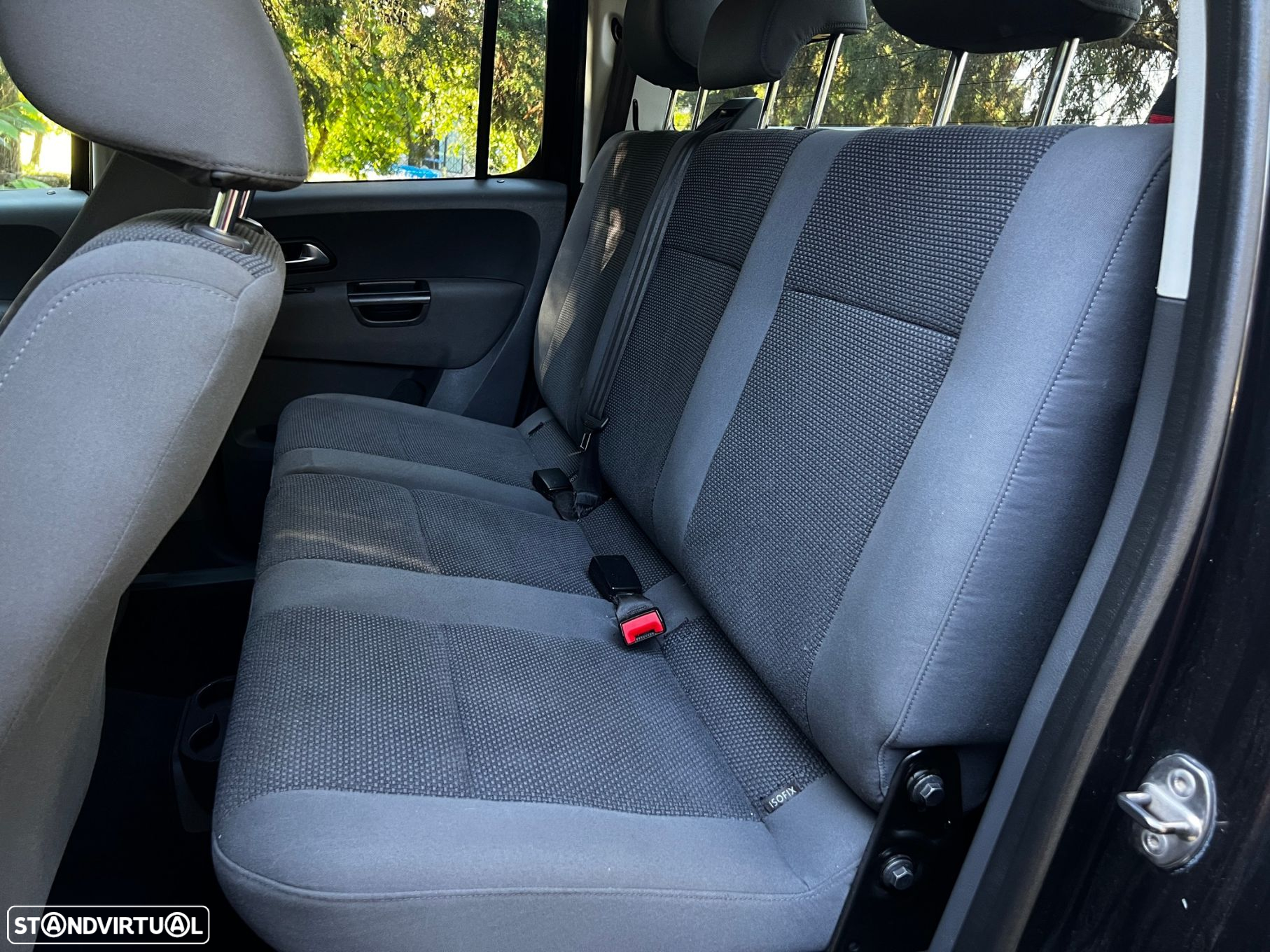VW Amarok 2.0 BiTDI 4MOTION Trendline - 40