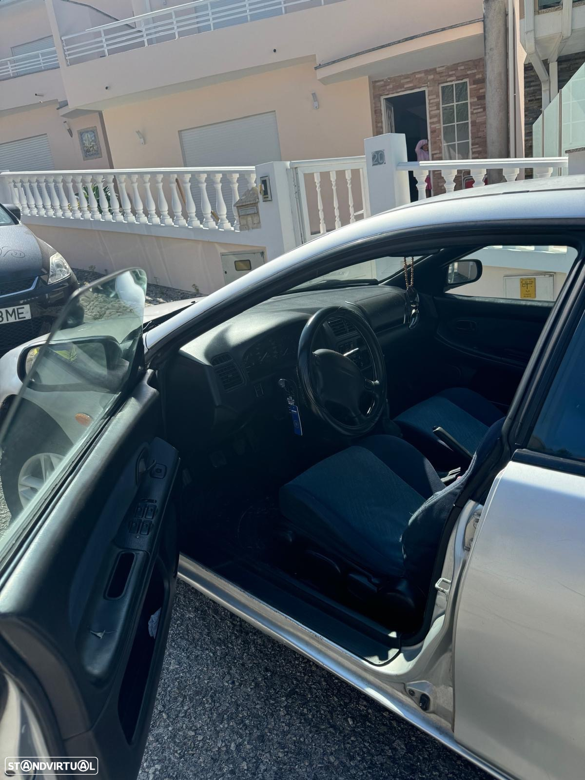 Mazda 323 F 1.5 - 4