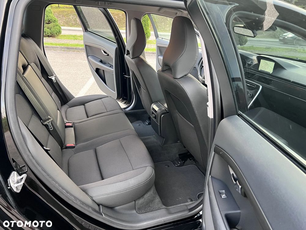 Volvo V70 D3 Kinetic - 12