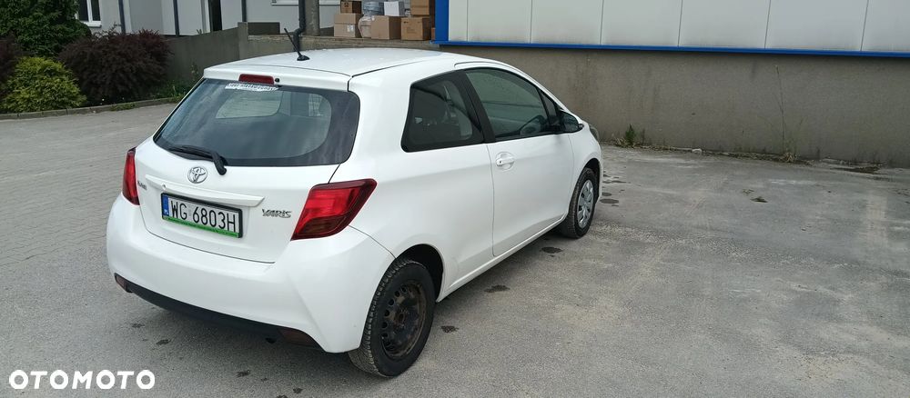 Toyota YARIS - 5