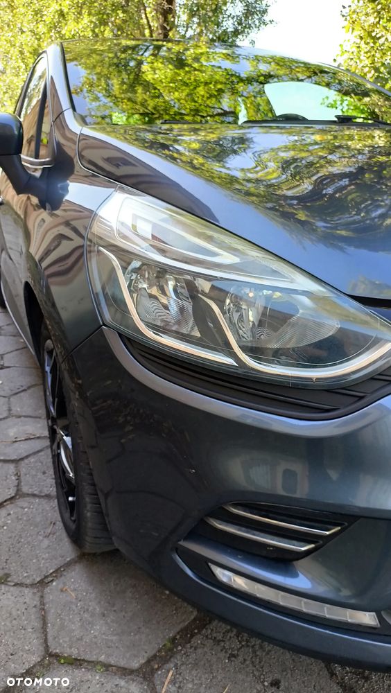 Renault Clio - 14